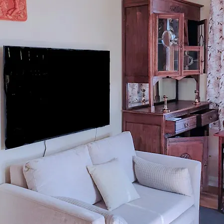 Raastuvankatu 56 A 4 *